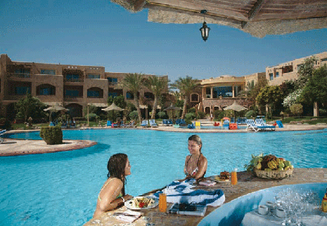 Pool bar